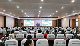 质控培训 | 柳州市医院药事管理质量控制中心召开2025年第一次全体委员会议暨药事管理质控培训班