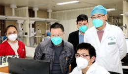 暖心慰问，同心抗疫——院领导慰问一线医务人员