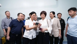 广东省卫生监督所及自治区卫生监督所到我院调研学习“医美在线监督系统”