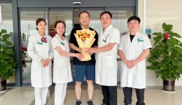 工医靠谱！旅美华人打“飞的”来柳做达芬奇机器人手术
