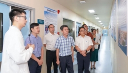 梧州市委组织部工作组到我院考察交流