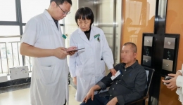 桂中首例｜柳州市工人医院成功完成脑机接口脑起搏器开机程控