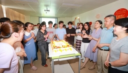 温暖医路 聚力成长｜柳州市工人医院举办医学生集体生日会