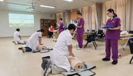 生命至上 技能护航丨柳州市工人医举办2026年新入职住培学员AHA急救技能大赛