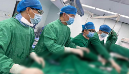 50分钟极速“拆弹” | 柳州市工人医院多学科联动成功救治腹主动脉瘤破裂患者